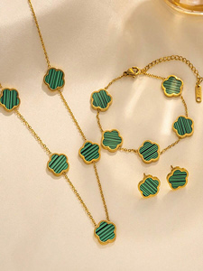 Set di Gioielli in Acciaio Inossidabile Placcato Oro 18K, Elegante e alla <span class=keywords><strong>Moda</strong></span> per Uso Quotidiano e Vacanze, Impermeabile e Resistente allo Sbiadimento - Product Image 6