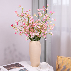 Bouquet de fleurs artificielles Gardenia et Muguet en soie pour décoration intérieure et accessoires de mariage - Product Image 4