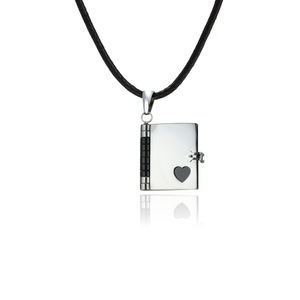 Collar con Colgante de <span class=keywords><strong>Libro</strong></span> <span class=keywords><strong>Abierto</strong></span> con Corazón Grabado Personalizado, Diseño Creativo Más Reciente, Acero Inoxidable 316, Joyerí<span class=keywords><strong>a</strong></span> Personalizada, Resistente al Agua - Product Image 3