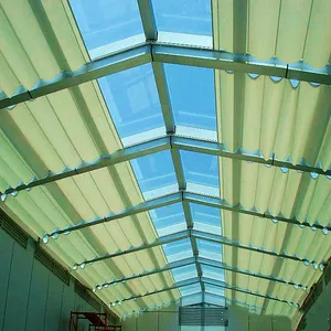 Fabrika doğrudan elektrikli uzaktan kumanda Skylight güneşlikler otomatik ışıklık tonları motorlu şeffaf çatı jaluzi