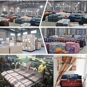 Logo personnalisé Écharpes <span class=keywords><strong>de</strong></span> Noël Châles <span class=keywords><strong>de</strong></span> Luxe Glands Rouge Doux Faux Laine <span class=keywords><strong>Plaid</strong></span> Chaud Hiver Pashmina Écharpe Ethnique pour les Femmes - Product Image 6