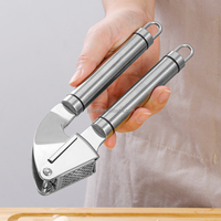 Hot Selling 304 Roestvrijstalen Handmatige Crusher Trending Keuken Accessoires Tool Knoflook Dunschiller Borstel Gemberpers Voor Groenten
