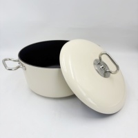 Lot de casseroles en fonte émaillée légère, antiadhésives, sans PFAS, avec poignée, pour soupes et ragoûts, réduisant le temps de cuisson, vente en gros (30-50% de réduction)
