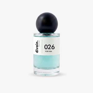 Divain 026 For Him Eau De Parfum, Fragranza Legnosa di Intensità Moderata, Profumo Maschile per la Stagione Autunnale - Product Image 1