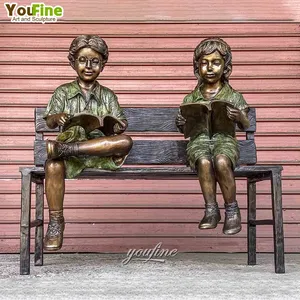 Outdoor Decorative Figure Sculpture boy Et Fille Assis Sur Un Banc De Jardin En Bronze Statue