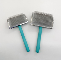 Brosse démêlante professionnelle pour animaux de compagnie, 2 tailles, en acier inoxydable, avec manche ergonomique pour chiens et chats à poils longs