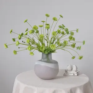 Moda fiori di camomilla finti 4 teste Mini fiori fiore artificiale fiore margherita di seta per la decorazione domestica di nozze