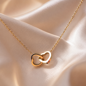 Wholesale Fashion Women Jewelry 18K Gold Stainless Steel Design Hollow Out Love Heart Pendant Necklace - Product Image 4