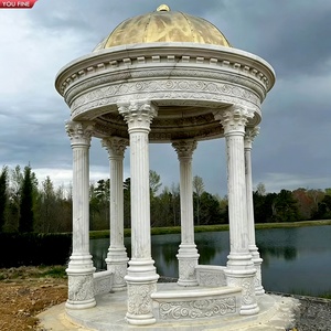 Gazebo YOUFINE Grande de Mármol Blanco, Pabellón Romano de Piedra Tallada a Mano con Techo de Cúpula Dorada para Paisajismo de Lujo junto al Lago - Product Image 1