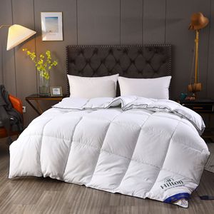 Bán Buôn Mùa Đông Sang Trọng Chăn Chăn Chăn Dày Fluffy 4Kg Sợi Nhỏ Ngỗng Xuống Thay Thế Khách Sạn Giường Trắng Duvet Comforter - Product Image 2