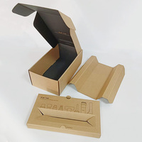 Cajas de Regalo y Envío de Cartón Corrugado Resistente con Laminado Brillante y Grabado en Relieve, Embalaje Navideño Reciclable, Embalaje Plano