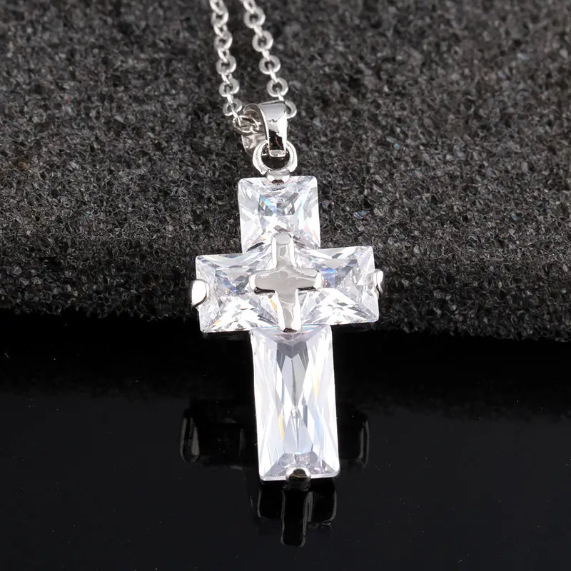 Luxury Platinum Plated Diamond Necklace Cross Pendant w Cubic Zircon Pendant Necklace