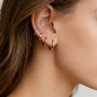 Anting Hoop Huggie Minimalis Trendy Lapis Emas Stainless Steel Grosir Set Multi Ukuran Wanita Sehari-hari Buatan Cina