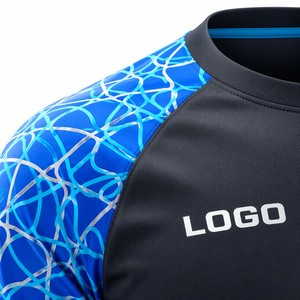 Ensemble d'uniformes de football personnalisés par sublimation, 100 % polyester, séchage rapide, maillot de football OEM, vente en gros - Product Image 3
