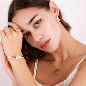 Moda Aço Inoxidável prego 4pcs garra Zircon rodada colar brinco marca jóias Set - Product Image 2