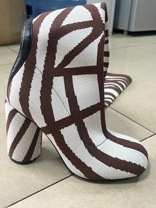 Bottes à talons hauts pour femmes <span class=keywords><strong>cuissardes</strong></span> de luxe personnalisées en usine bout pointu <span class=keywords><strong>grande</strong></span> <span class=keywords><strong>taille</strong></span> motif zèbre bottes à talons aiguilles - Product Image 6