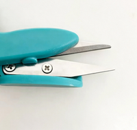 TC-801 Tijeras pequeñas de plástico coloridas con protector de dedos para hilo, punto de cruz y herramientas de costura