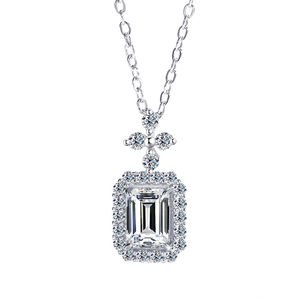 Collier pendentif en argent S925 de l'usine de bijoux MUSHAN, diamant Moissanite 1 carat, pendentif élégant et léger, chaîne de clavicule de luxe - Product Image 2