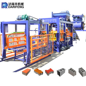 Macchina Automatica QT8-15 per la Produzione di Blocchi di Cemento, Mattoni Forati, Solidi e Autobloccanti con Controllo PLC - Product Image 1