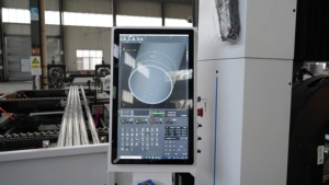 <span class=keywords><strong>Lasermax</strong></span> Petit Tube Automatique Découpe Laser/cnc Simple Fibre Laser Tube Machine De Découpe 80mm Mandrin Laser Tuyau Machine De Découpe - Product Image 6