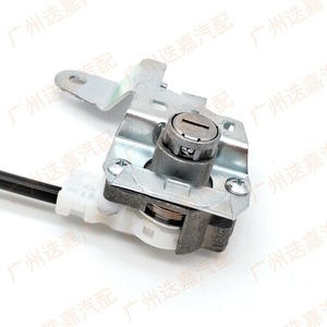 กระบอกล็อคประตูฮอนด้า ซีวิค 72185-SNA-A01 ด้านหน้าซ้ายพร้อมกุญแจ 2 ดอก ล็อคทรงกระบอกสำหรับรุ่นปี 2006-2011 - Product Image 2