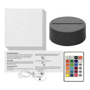Lámpara Nocturna LED 3D de Acrílico con Base de Madera Táctil, Control Remoto y Cable USB, Venta al Por Mayor - Product Image 5