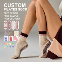 Chaussettes de yoga pour femmes, design brodé, logo personnalisé, chaussettes de pilates, antidérapantes, avec grip personnalisé