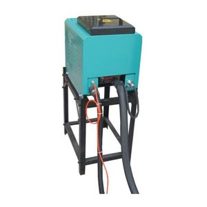 Machine de moulage par injection à basse pression horizontale à adhésif thermofusible/polyamide, équipement de surmoulage de circuits imprimés - Product Image 3