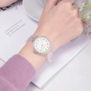 批发廉价塑料防水防震表壳女手表设计