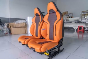 ชุดอัพเกรดเบาะนั่งลายคลื่นสำหรับ BMW ซีรีส์ 3 G20 / X3 G01 / X5 G05, เบาะหนังรูระบายสีส้มสดใสและสีเทาเข้ม - Product Image 2