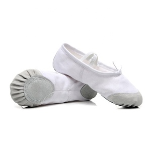 Chaussures <span class=keywords><strong>de</strong></span> Ballet en toile pour enfants, pantoufles <span class=keywords><strong>de</strong></span> <span class=keywords><strong>danse</strong></span> blanches, nouvelle collection 2020 - Product Image 1