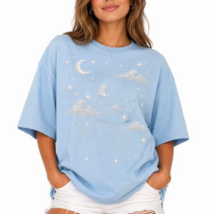 เสื้อยืดคอกลมสีฟ้าอ่อนทรงหลวมโอเวอร์ไซส์สำหรับผู้หญิง พิมพ์ลายดวงจันทร์ ดาว และเมฆ แขนสั้น ผ้าคอตตอนเจอร์ซีย์ สำหรับฤดูใบไม้ผลิและฤดูร้อน - Product Image 6