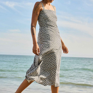 Robe décontractée tendance à rayures fines de couleur unie, modèle 2026, vente chaude transfrontalière, en stock, vente en gros - Product Image 4