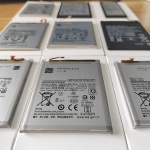 Batteria sostitutiva batteria Smartphone per <span class=keywords><strong>Samsung</strong></span> Galaxy A70 batteria originale EB-BA705ABU - Product Image 4