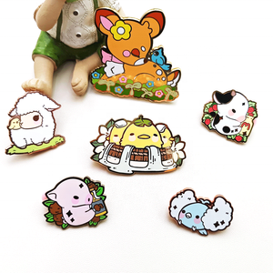 High Quality Custom Anime Metal Crafts Cute Gold Plating Enamel Badge Cartoon Pins for New Year Collectible Gift