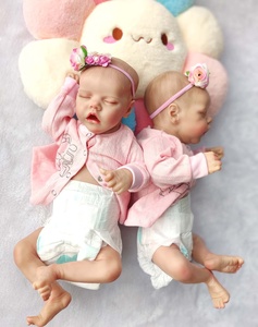 Muñeca de la vida real de silicona de cuerpo completo, muñecas Reborn recién nacidas, recién nacidas de silicona que <span class=keywords><strong>parecen</strong></span> <span class=keywords><strong>reales</strong></span> - Product Image 2