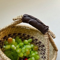 Article populaire Panier rond en paille tressée en jonc de mer Bolga, le moins cher en gros au Royaume-Uni, organisateur de vêtements, rangement, artisanat fait main du Vietnam