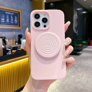 Coque compatible avec iPhone 17 Pro Max, iPhone 16, iPhone 15 et iPhone 14 Plus, en silicone, avec support pliable à motif vague. - Product Image 5