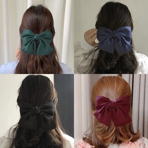 Nouveauté en vente chaude, accessoires pour cheveux pour enfants, pince à cheveux coréenne populaire, grand ruban en satin uni, pince à cheveux pour filles et femmes - Product Image 5