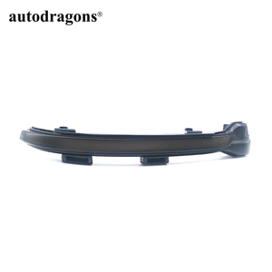 Clignotants LED dynamiques ADT à séquence lumineuse ambre pour rétroviseurs VW Golf 7 MK7, installation Plug & Play, 12V 10W, lumière dynamique. - Product Image 3