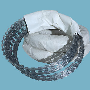 BTO 20 <span class=keywords><strong>Alambre</strong></span> de afeitar Maquinilla de afeitar galvanizada <span class=keywords><strong>Alambre</strong></span> de púas Hoja de cerca <span class=keywords><strong>Concertina</strong></span> Fácil instalación <span class=keywords><strong>Alambre</strong></span> de púas de afeitar - Product Image 4