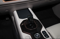 Trendy pour ICON 1.5TD Linglong Edition SUV Compact 181HP Turbo 5 Places Essence Automatique 360 Alliage d'Aluminium Électrique