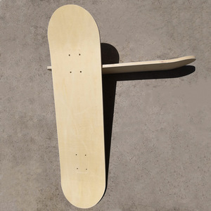 Tabla de Skateboard de Madera de Arce Directo de Fábrica para Niños, Forma de Paleta, Duradera, Origen Zhejiang, Venta al por Mayor Disponible - Product Image 1