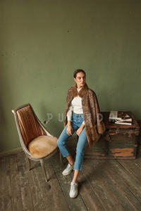 ショートコート ブロードテールファー スタンドカラー ミンクファー袖口 スワカラ カラクル アストラハンファーコート レザージャケット レディース - Product Image 6