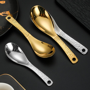 Cuchara de postre de acero inoxidable 304 con diseño martillado en forma de lágrima para el hogar y niños - Product Image 4