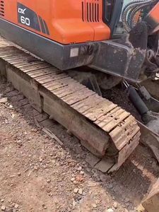 รถขุดมือสอง Doosan รถขุดตีนตะขาบ Dh60-7ทองขนาดเล็กรถขุดตีนตะขาบ - Product Image 6