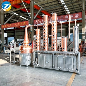 Équipement <span class=keywords><strong>de</strong></span> distillerie commercial, alambic industriel à colonne, équipement <span class=keywords><strong>de</strong></span> distillation pour la production <span class=keywords><strong>de</strong></span> vodka, <span class=keywords><strong>gin</strong></span>, whisky, rhum - Product Image 2