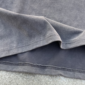 T-shirt en coton surdimensionné à lavage acide, style streetwear rétro, avec perles et strass personnalisés, fabriqué sur mesure - Product Image 5