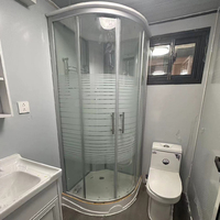 Maison en conteneur extensible préfabriquée de 20 pieds et 40 pieds à l'épreuve des ouragans Villa préfabriquée portable en acier de 2 chambres à coucher avec salle de bain