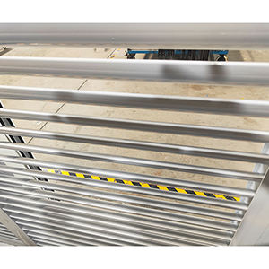 Hihaus personalizado casa balcón exterior aluminio ventilación persiana puerta corredera - Product Image 2